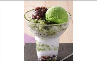 Green tea ice (contains Uji Matcha made by stone mill)